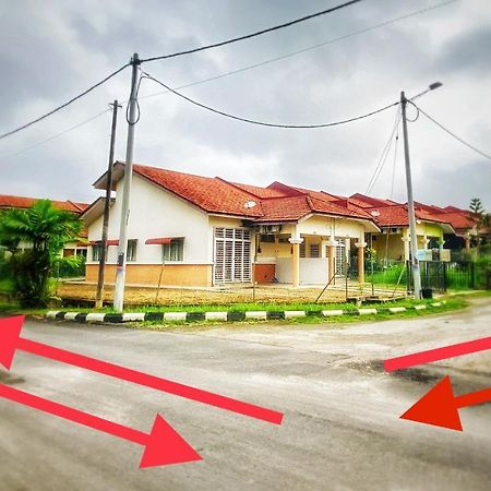 Lh Homestay Bandar Utama גואה מואסנג מראה חיצוני תמונה