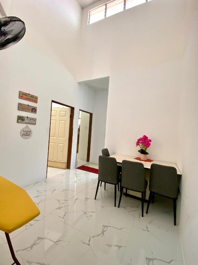 Lh Homestay Bandar Utama גואה מואסנג מראה חיצוני תמונה